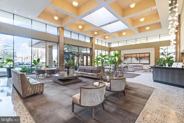 Interior, Living room, Pendant Lights, Recessed Lighting