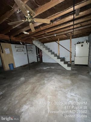 Interior, Wooden Beams