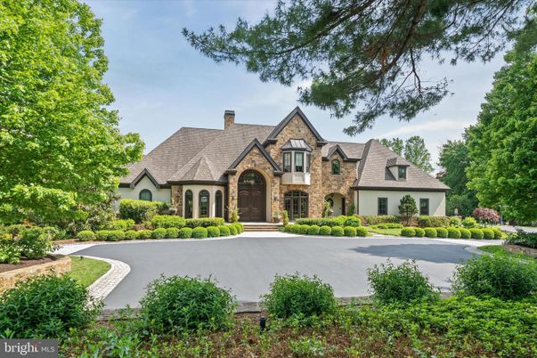 Exterior, Facade, Brick Facade, French Provincial