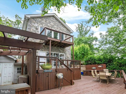 Exterior, Hot Tub