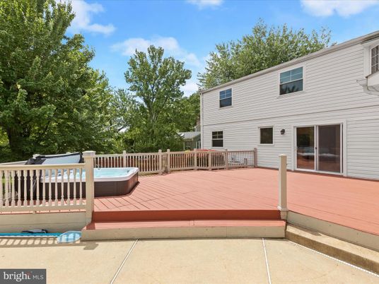 Backyard, Exterior, Hot Tub, Pool