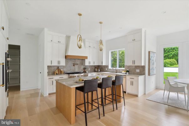 Dining room, Interior, Kitchen, Pendant Lights, Recessed Lighting, Wood Texture Flooring