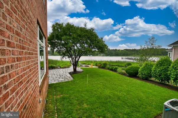 Exterior, Water