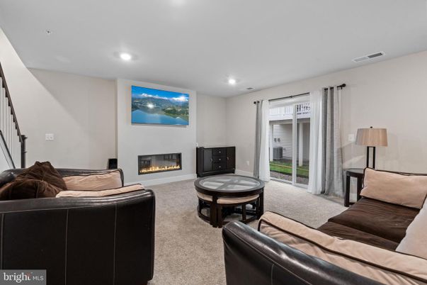 Fireplace, Interior, Living room, Recessed Lighting