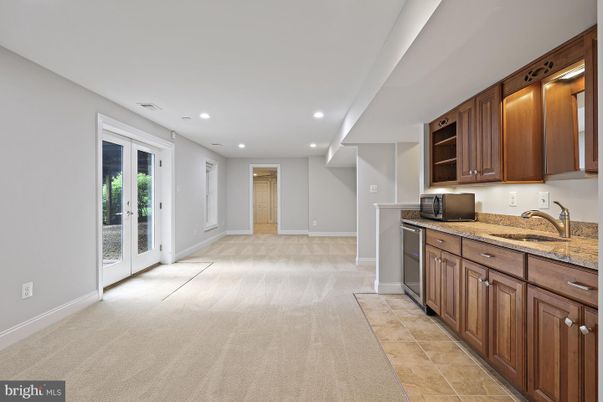 Empty room, Interior, Kitchen, Recessed Lighting