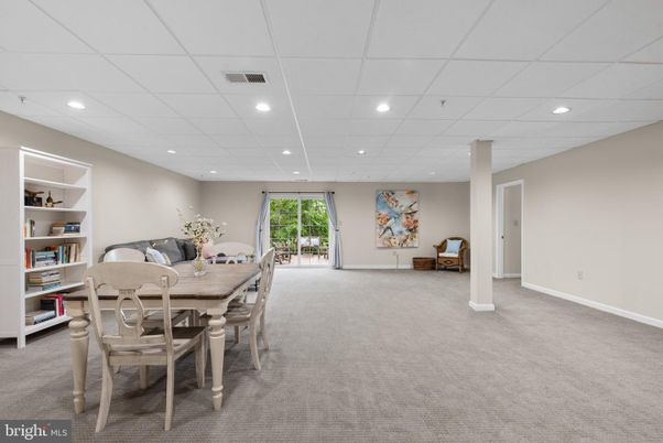 Dining room, Interior, Recessed Lighting