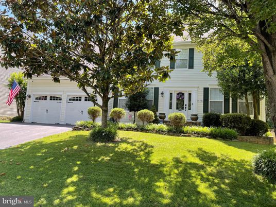 Attached, Backyard, Exterior, Facade, Farmhouse