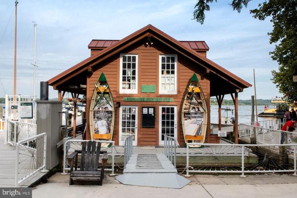 Exterior, Facade, Water, Log Home