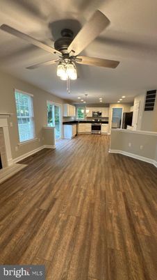 Empty room, Interior, Kitchen, Recessed Lighting, Wood Texture Flooring