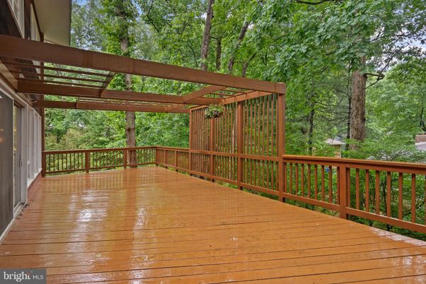 Exterior, Wood Texture Flooring