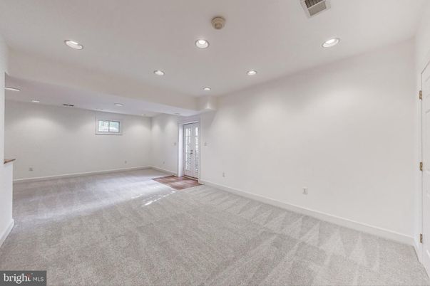 Empty room, Interior, Recessed Lighting
