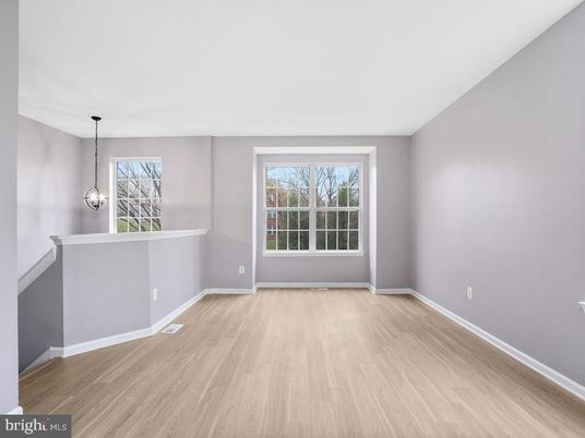 Empty room, Interior, Pendant Lights, Wood Texture Flooring
