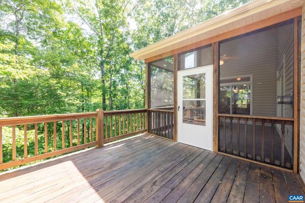 Exterior, Wood Texture Flooring