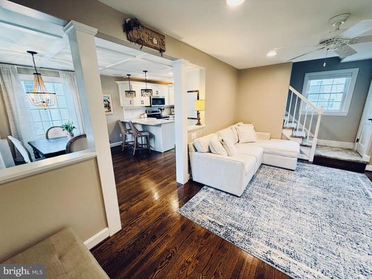 Dining room, Interior, Kitchen, Living room, Pendant Lights, Recessed Lighting, Wood Texture Flooring