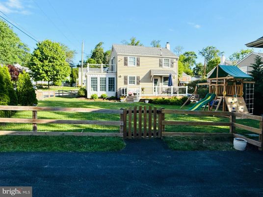 Backyard, Exterior, Playground