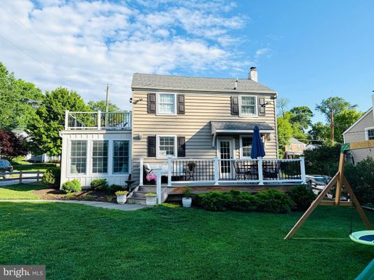 Backyard, Exterior, Facade, Georgian