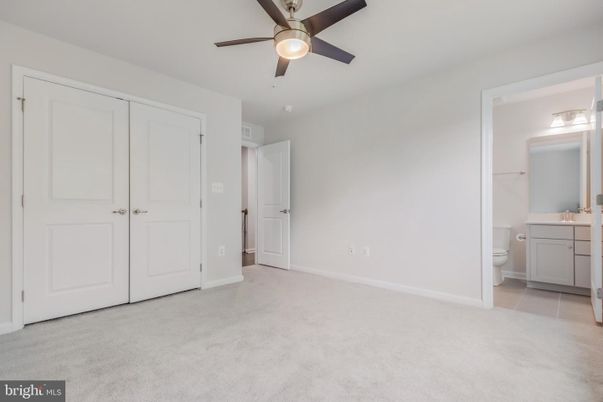 Bathroom, Empty room, Interior