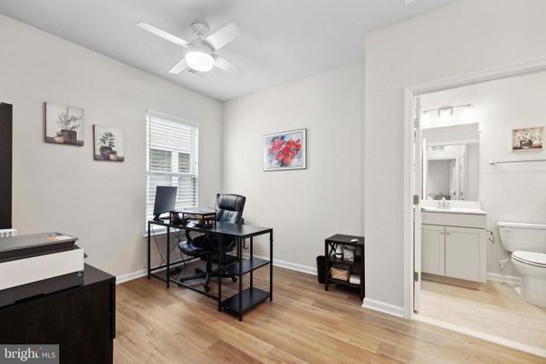 Bathroom, Home Office, Interior, Wood Texture Flooring