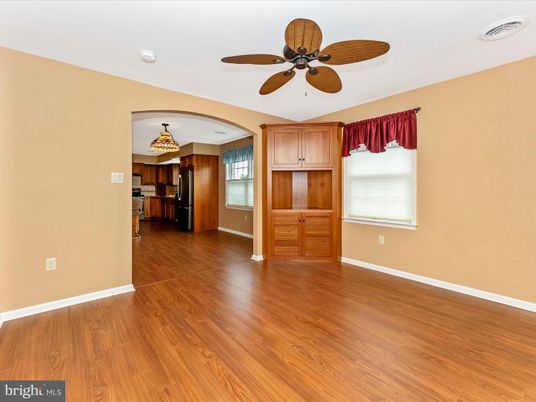 Empty room, Interior, Kitchen, Wood Texture Flooring