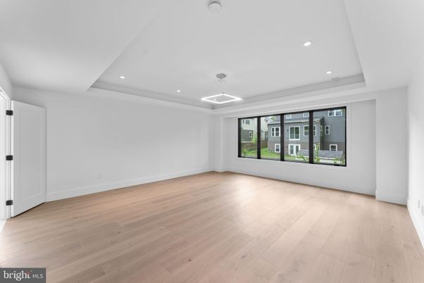 Empty room, Interior, Pendant Lights, Recessed Lighting, Wood Texture Flooring