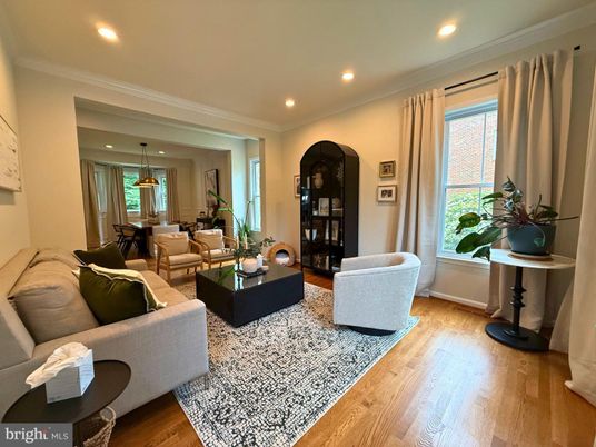 Dining room, Interior, Living room, Pendant Lights, Recessed Lighting, Wood Texture Flooring