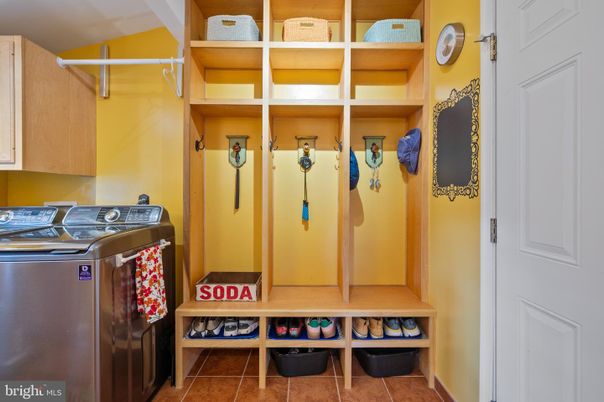 Interior, Washer