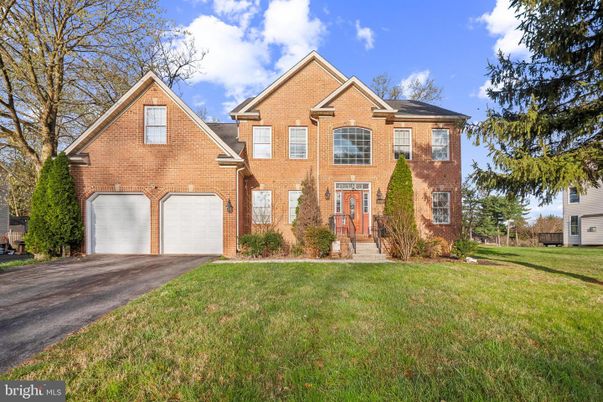 Attached, Exterior, Facade, Brick Facade, Brick Traditional