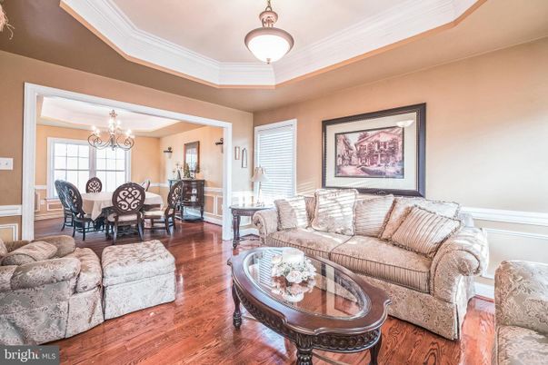 Chandelier, Dining room, Interior, Living room, Wood Texture Flooring