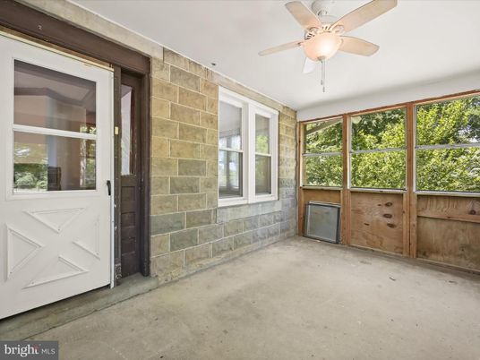 Empty room, Interior, Stone Walls, Sun Room