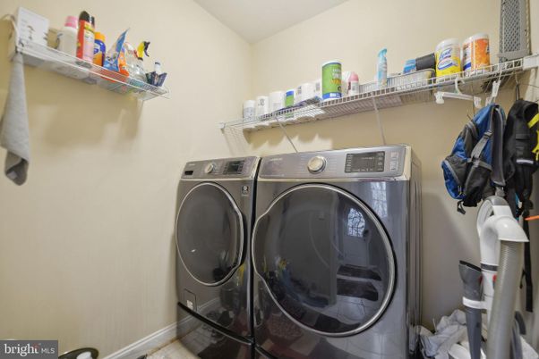 Interior, Washer