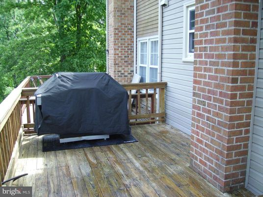 Exterior, Wood Texture Flooring