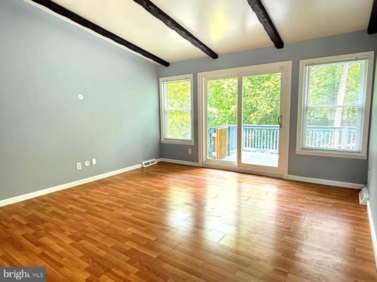 Empty room, Interior, Wooden Beams, Wood Texture Flooring