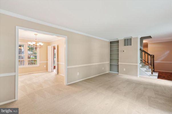 Chandelier, Empty room, Interior
