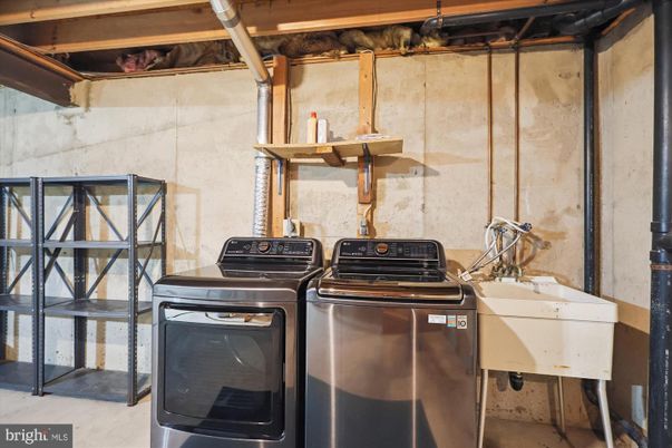 Interior, Washer