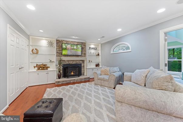 Fireplace, Interior, Living room, Recessed Lighting, Wood Texture Flooring