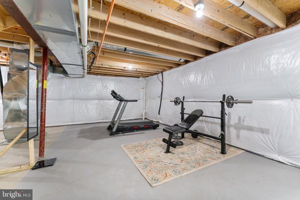 Fitness Equipment, Interior, Wooden Beams