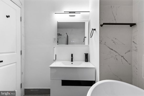 Bathroom, Interior, Marble Walls