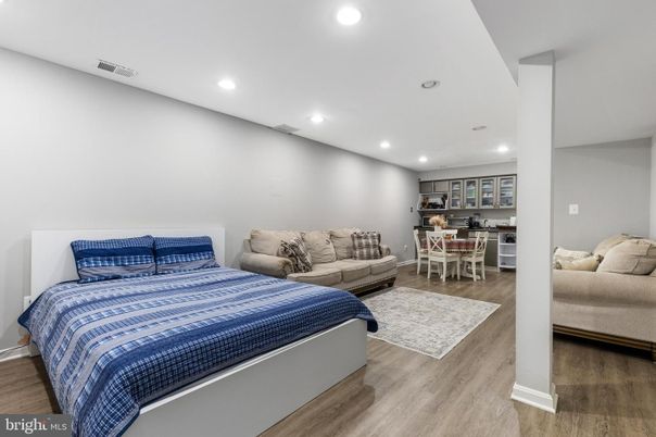 Bedroom, Dining room, Interior, Recessed Lighting, Wood Texture Flooring