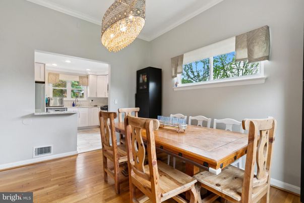 Chandelier, Dining room, Interior, Kitchen, Recessed Lighting, Wood Texture Flooring