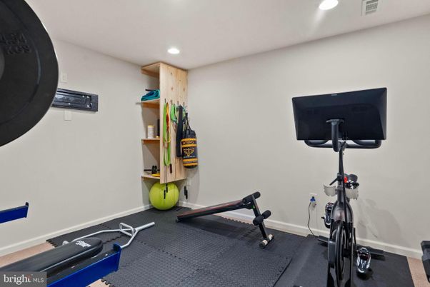 Fitness Equipment, Interior, Recessed Lighting
