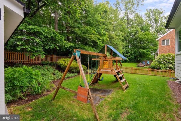 Backyard, Exterior, Playground