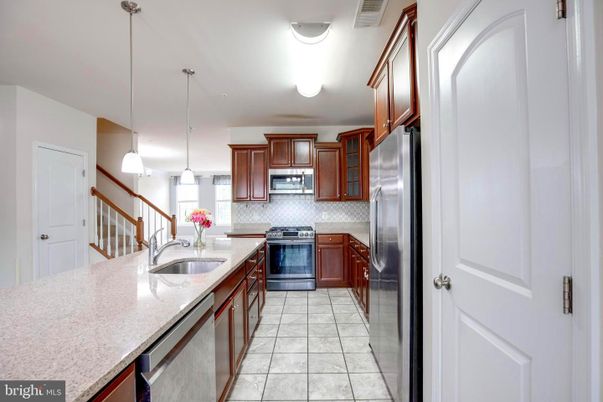 Interior, Kitchen, Pendant Lights, Stainless Steel Appliances