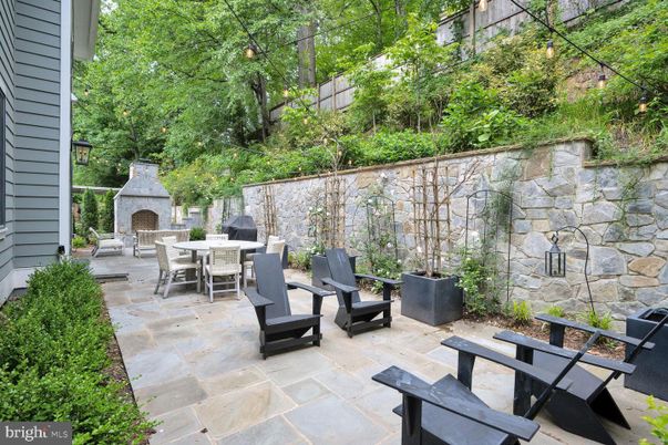 Exterior, Fireplace