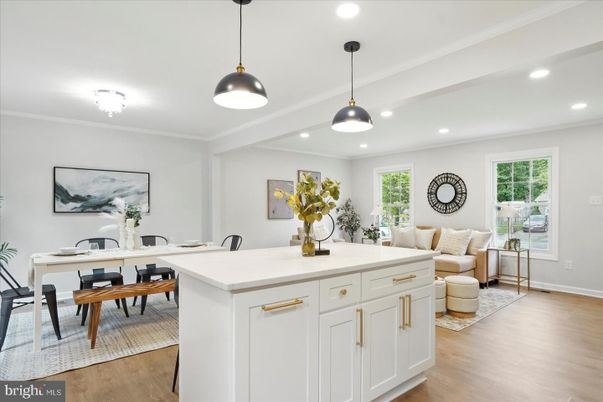Dining room, Interior, Living room, Pendant Lights, Recessed Lighting, Wood Texture Flooring