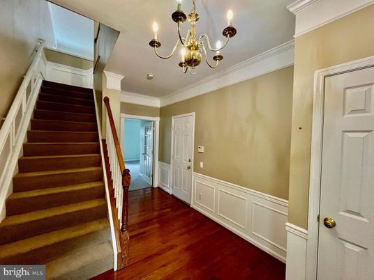 Chandelier, Interior, Wood Texture Flooring