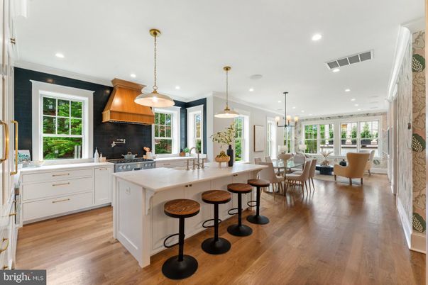 Dining room, Interior, Kitchen, Pendant Lights, Recessed Lighting, Wood Texture Flooring