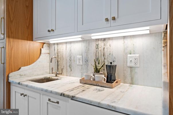 Interior, Kitchen, Tile Countertops