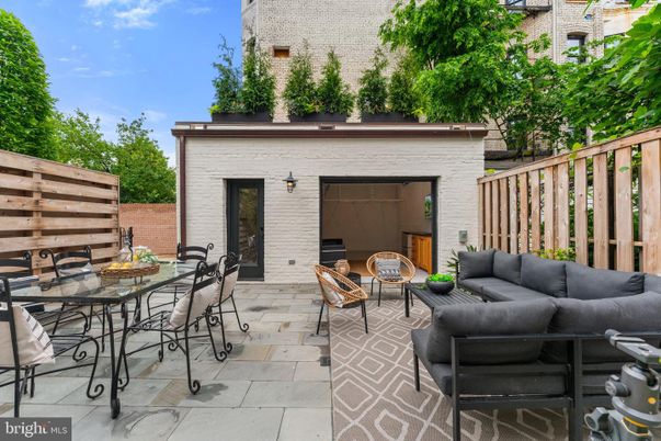 Exterior, Fireplace