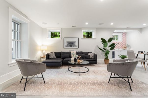 Dining room, Interior, Living room, Recessed Lighting