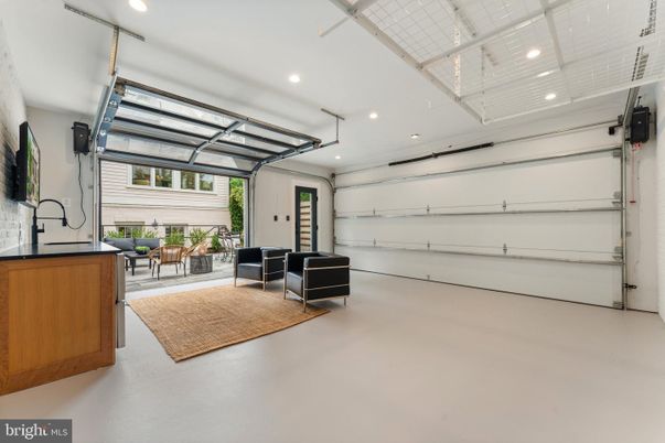Garage, Interior, Recessed Lighting